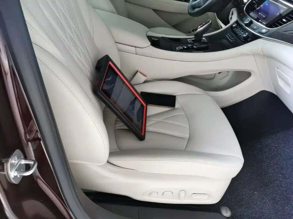 Buick LaCrosse — миниатюра 25