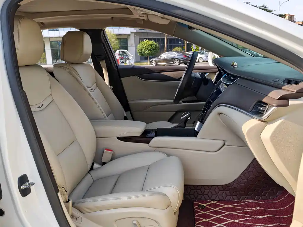 Cadillac XTS — миниатюра 7