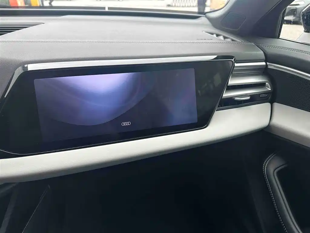 Audi A5L — миниатюра 17