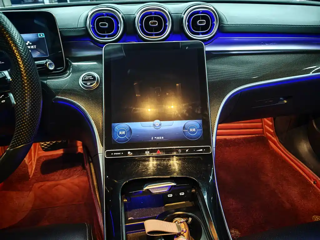 Mercedes-Benz C-Class — миниатюра 10