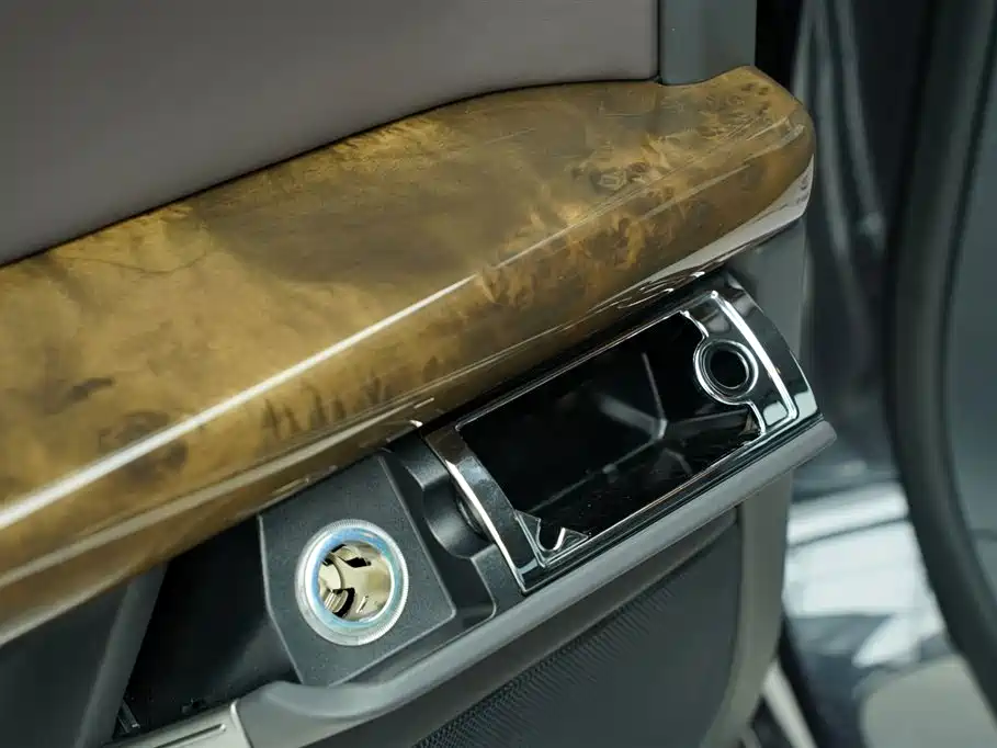 Volkswagen Phaeton 4.2L Luxury Enjoy Custom Type, фото 19