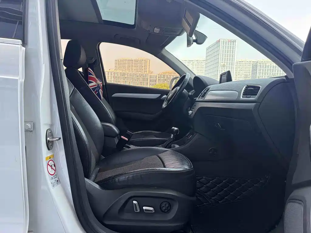 Audi Q3 — миниатюра 11
