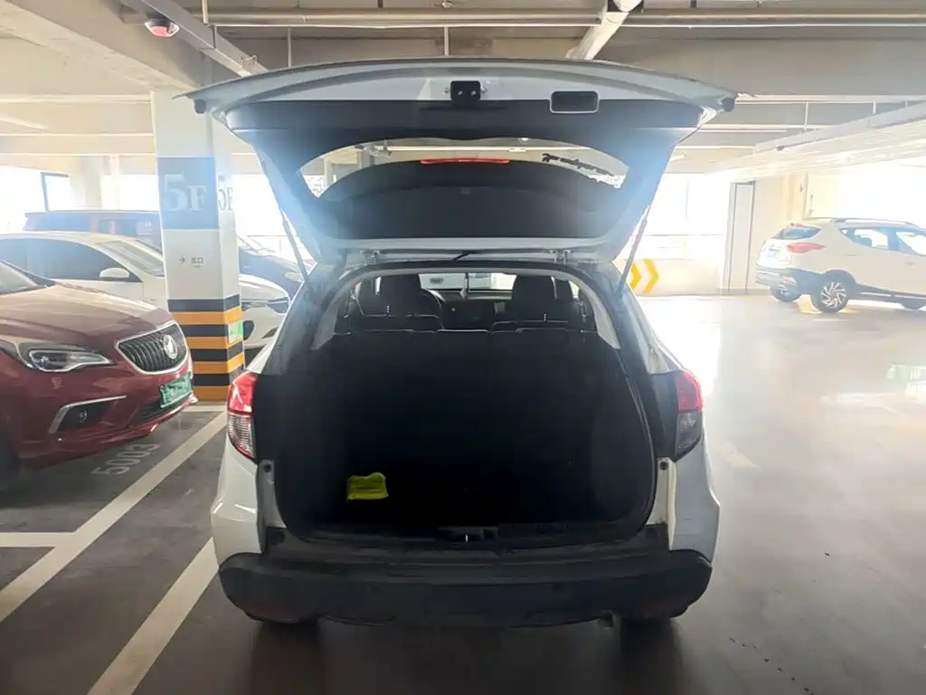 Honda Vezel — миниатюра 15