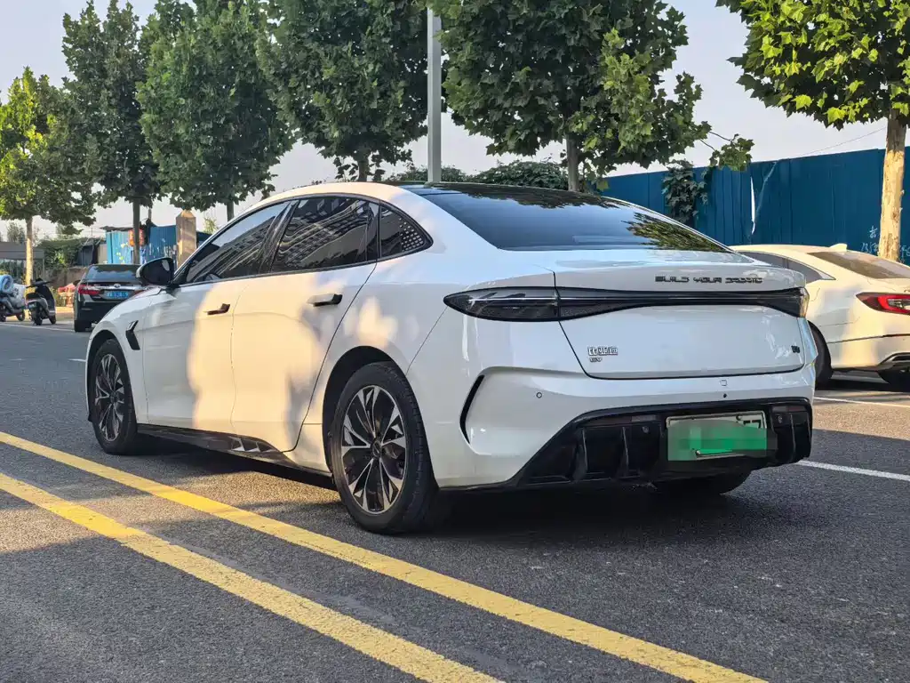 BYD Seal — миниатюра 8