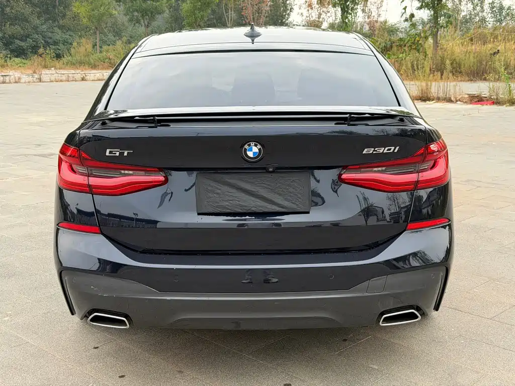 BMW 6 Series GT — миниатюра 6