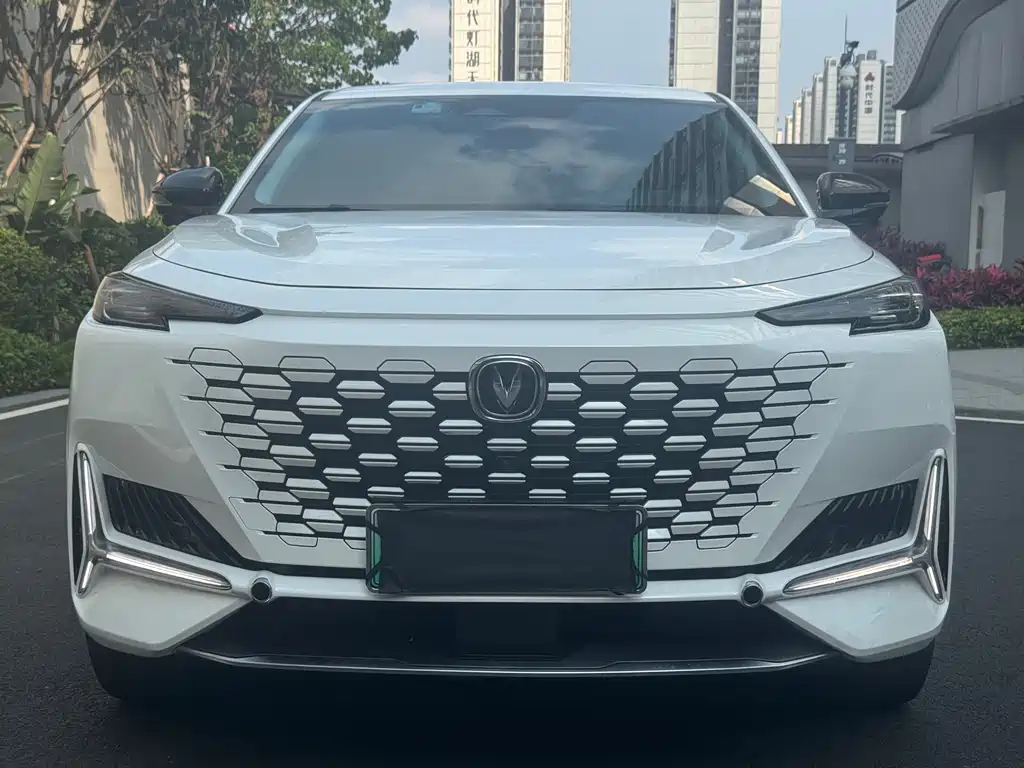 CHANGAN UNI K SMART IDD