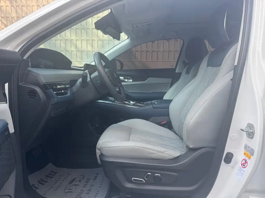 CHANGAN UNI K SMART IDD