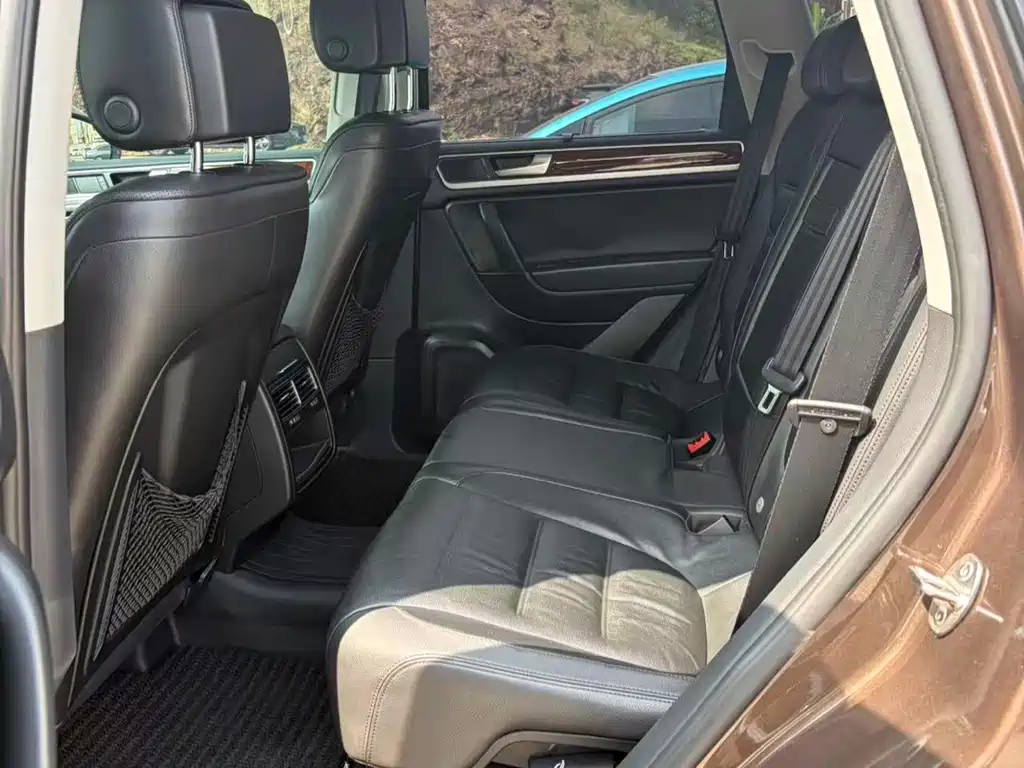 Volkswagen Touareg — миниатюра 4