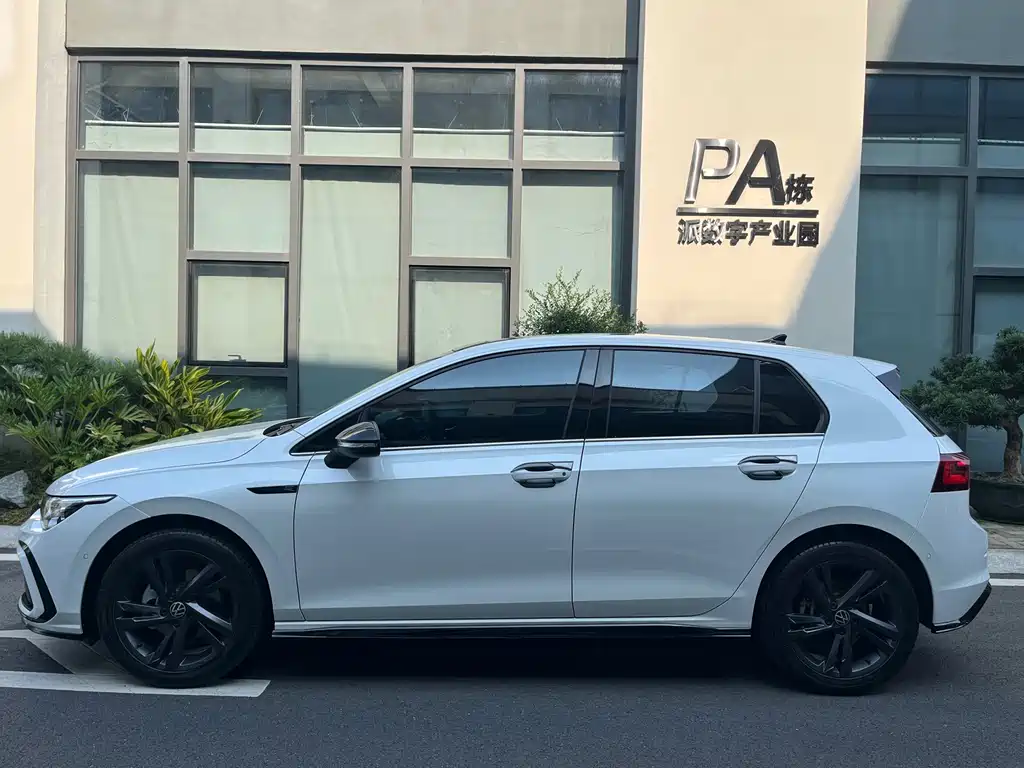 Volkswagen Golf — миниатюра 3