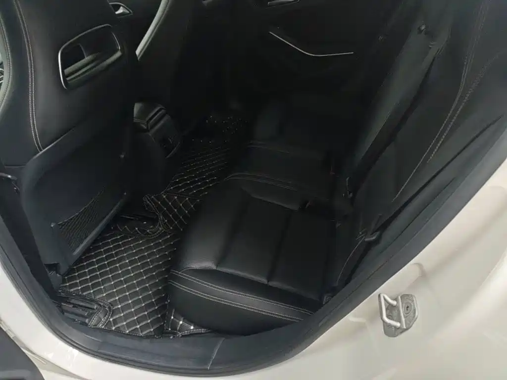 Mercedes-Benz GLA — миниатюра 17