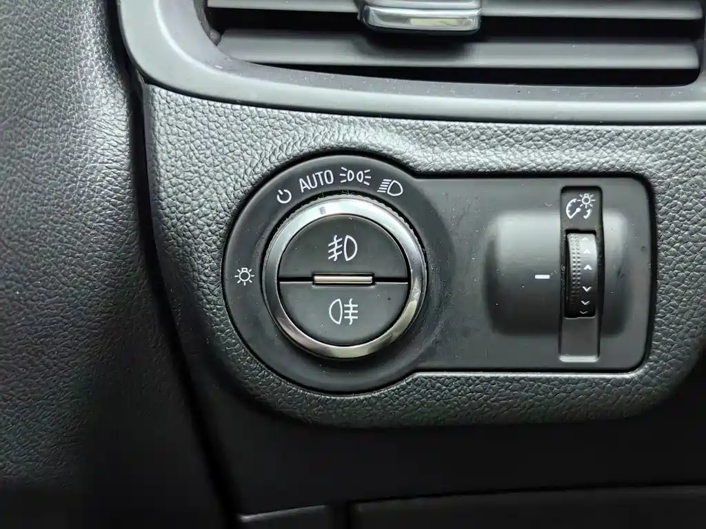 Buick Envision Plus — миниатюра 21