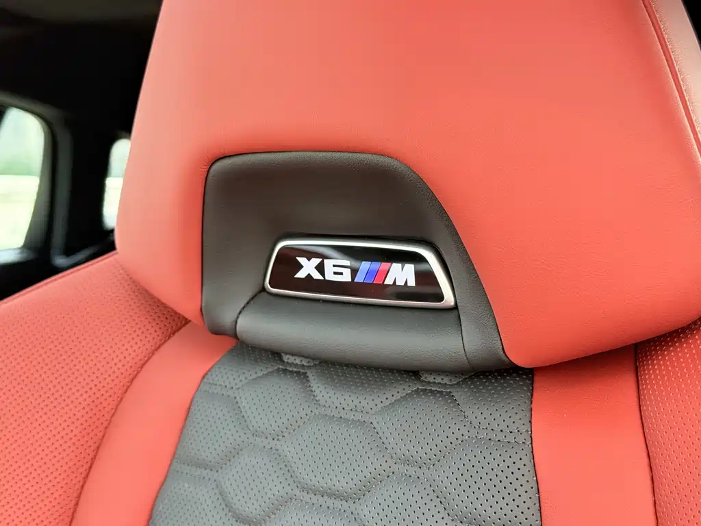 BMW X6 M — миниатюра 14