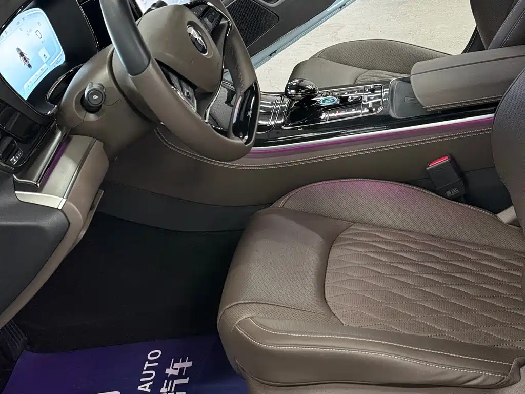 BYD Han — миниатюра 7