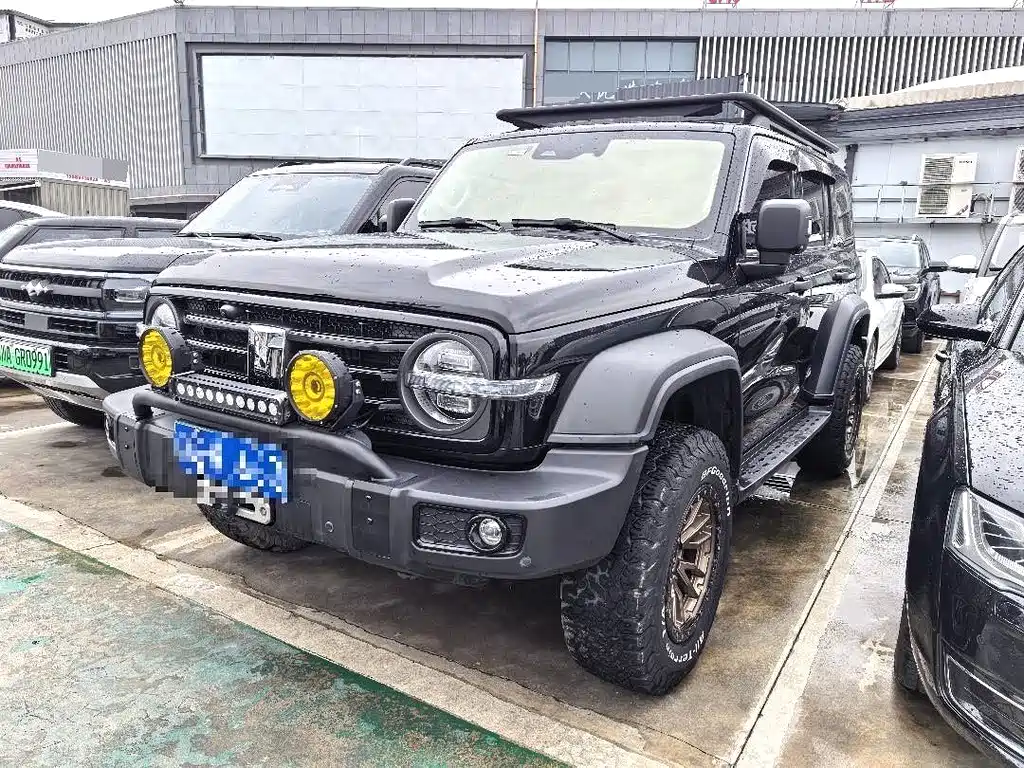 Tank Tank 300 2021
