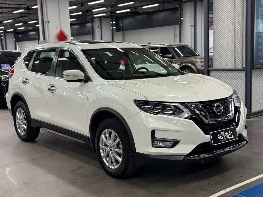 Nissan X-Trail — миниатюра 3