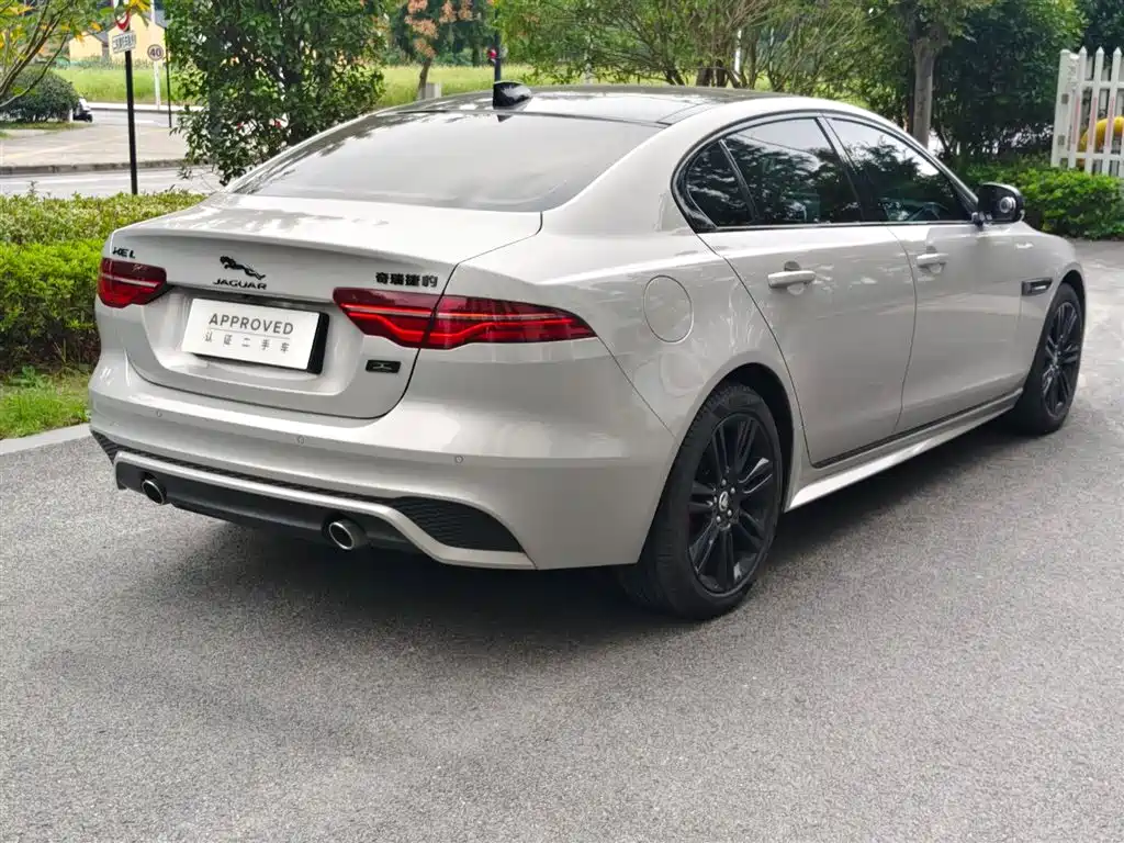 Jaguar XEL — миниатюра 4