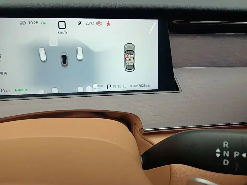 BYD Han L — миниатюра 17