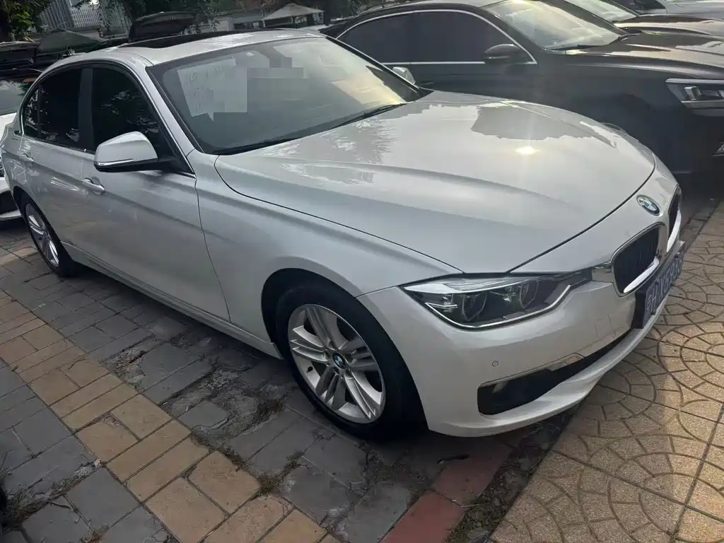 BMW 3 Series — миниатюра 3