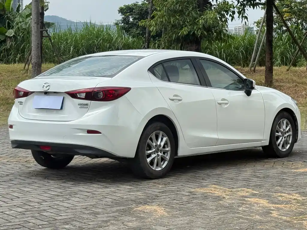 Mazda 3 Axela — миниатюра 10