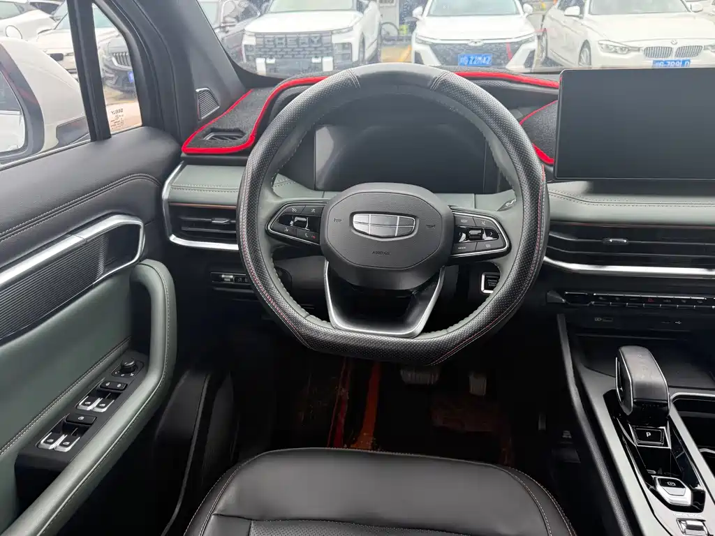 Geely Haoyue L — миниатюра 7