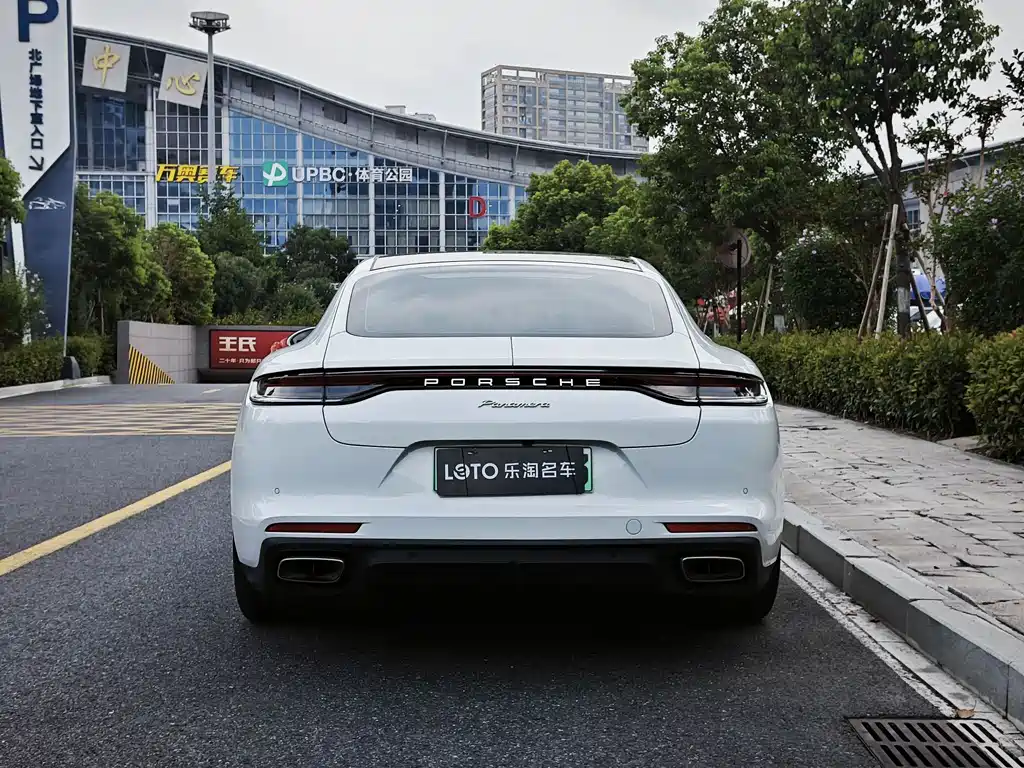 Porsche Panamera Hybrid — миниатюра 8