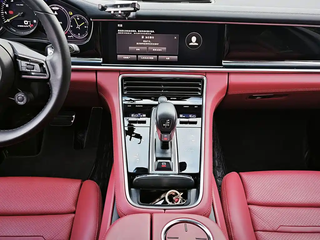 Porsche Panamera Hybrid — миниатюра 12