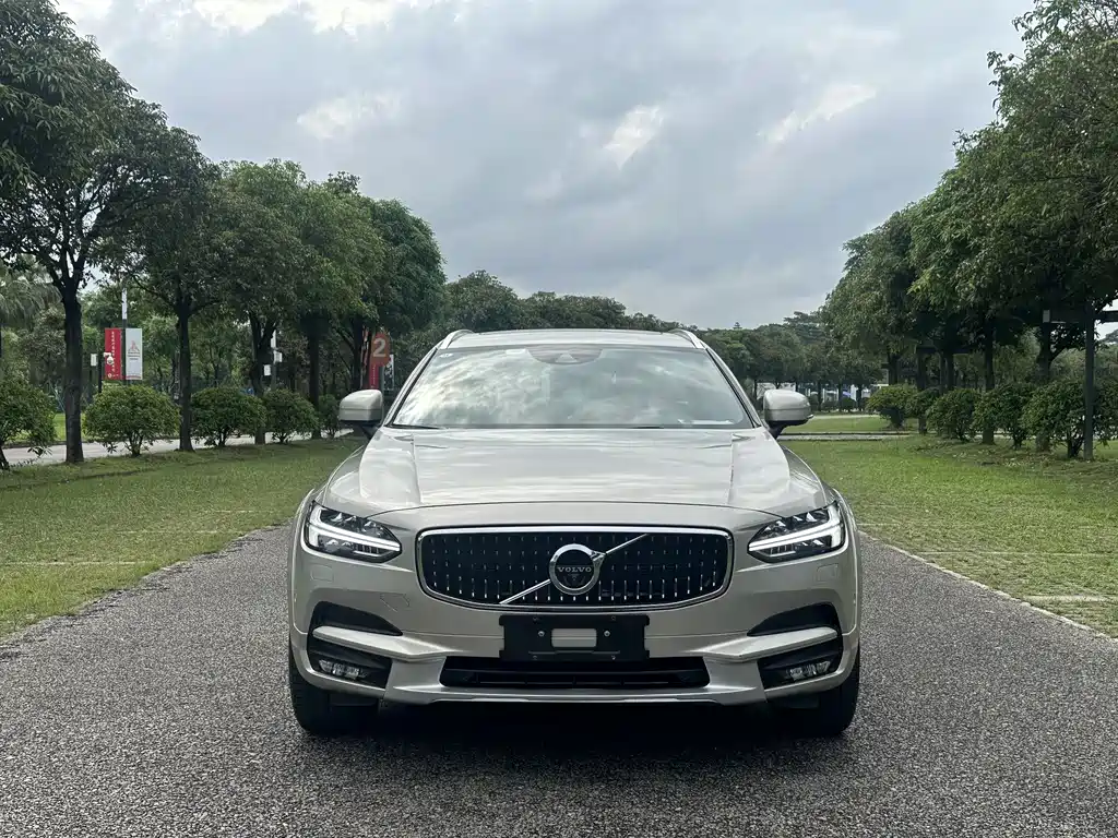 Volvo V90 2019 Cross Country T5 AWD VI