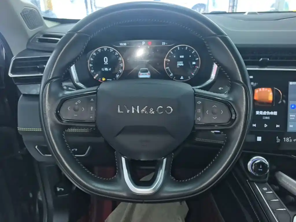 Lynk & Co 05 — миниатюра 11