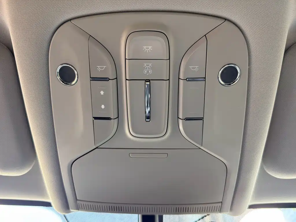 GAC Motor Trumpchi GS8 — миниатюра 27