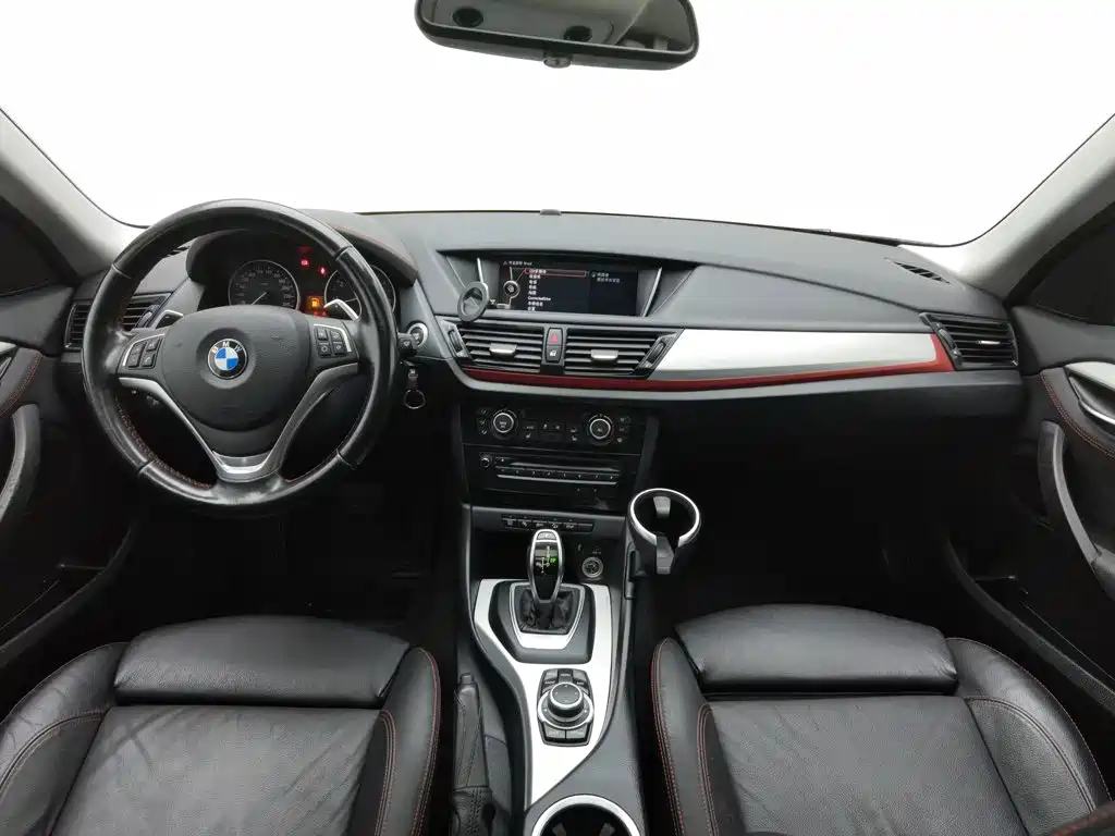 BMW X1 — миниатюра 5