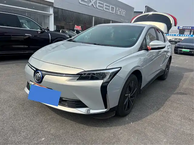 BUICK SLIGHTLY BLUE 6 2024