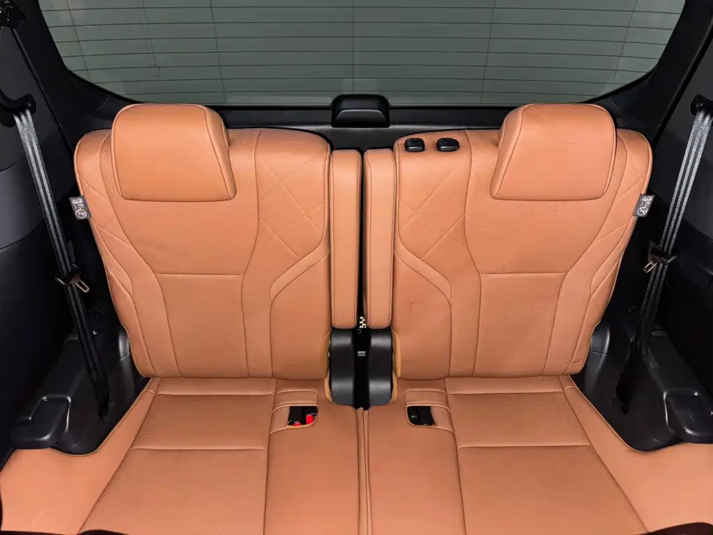 Toyota Vellfire — миниатюра 9