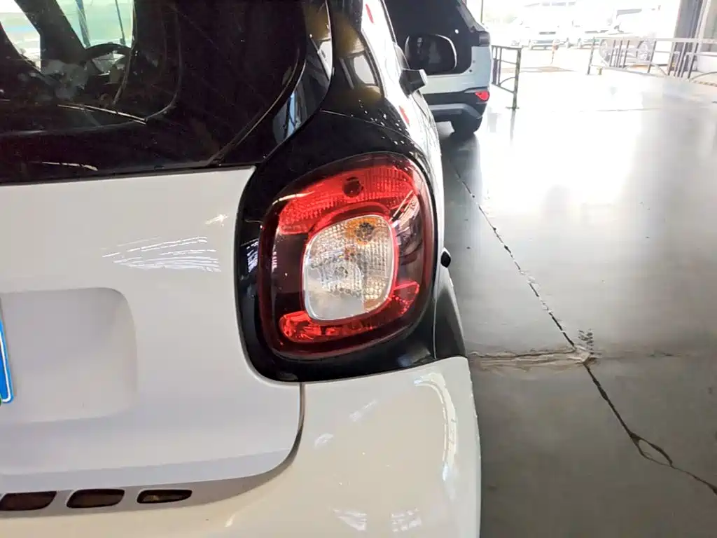 smart Smart Fortwo — миниатюра 8