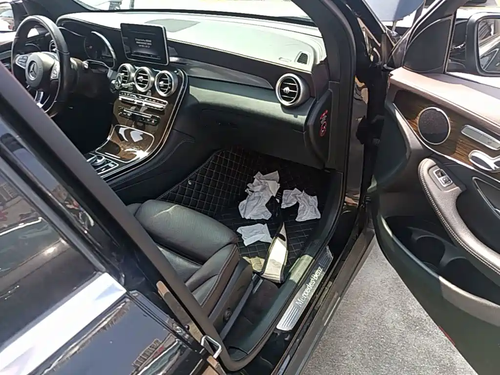 Mercedes-Benz GLC — миниатюра 9