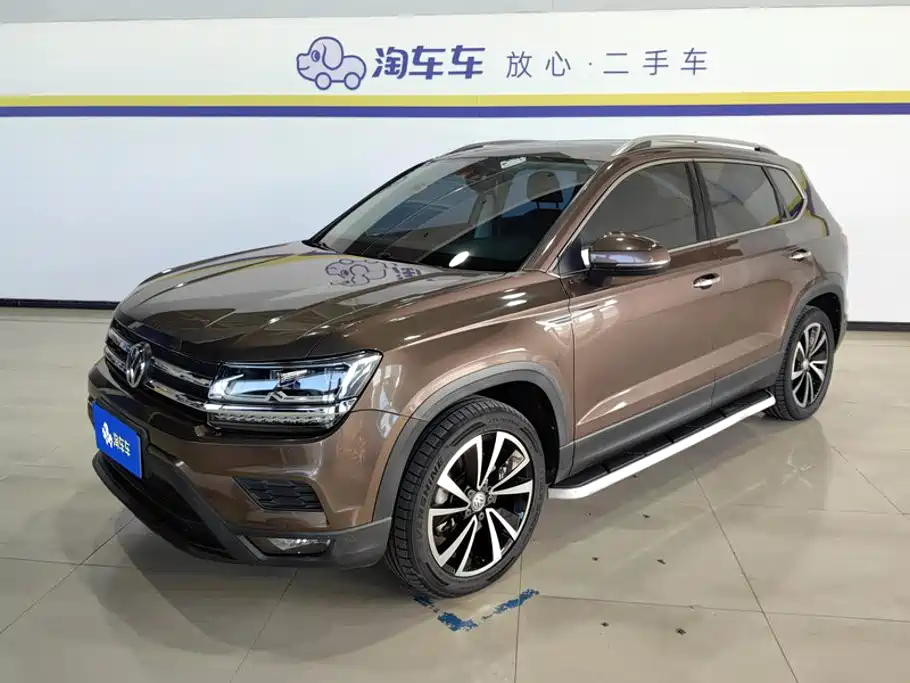 Volkswagen Tharu