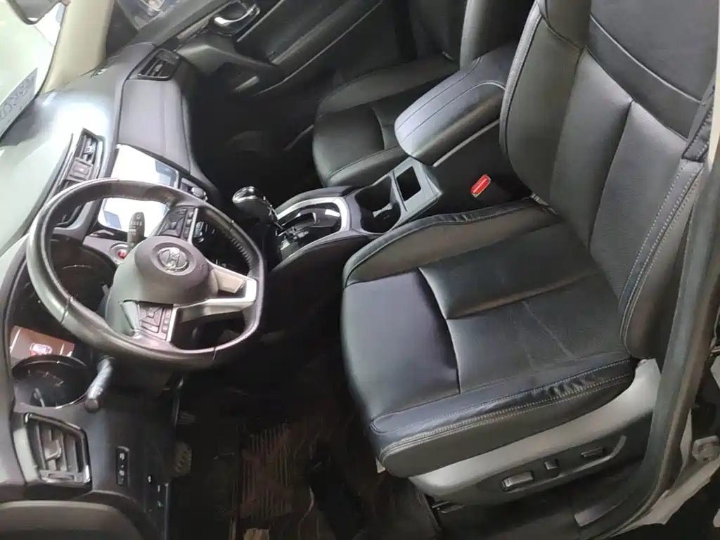 Nissan X-Trail — миниатюра 15