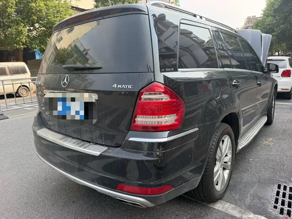 Mercedes-Benz GL-Class — миниатюра 11