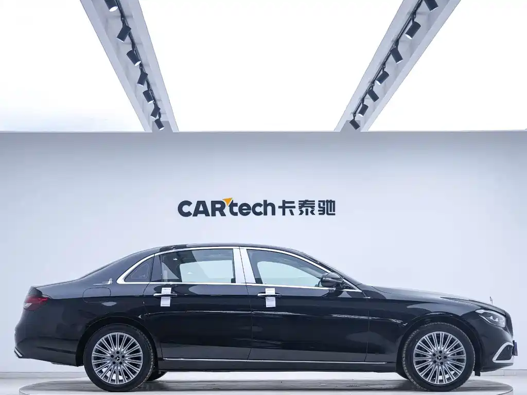Mercedes-Benz E-Class E 2023 E 300 L Fashion