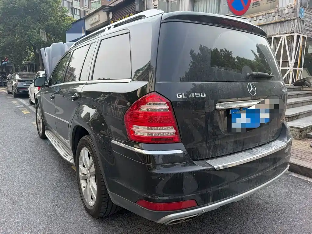Mercedes-Benz GL-Class — миниатюра 12