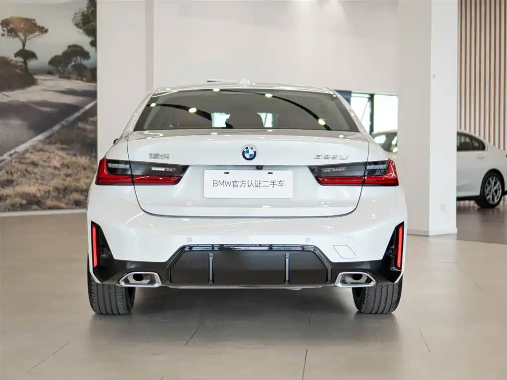 BMW 3 Series — миниатюра 7