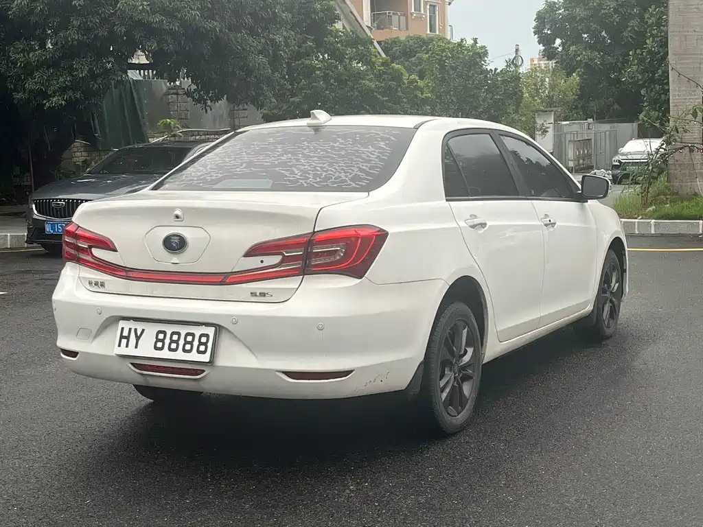 BYD Qin NEV — миниатюра 14