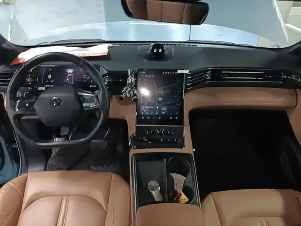 NIO ES6 — миниатюра 10