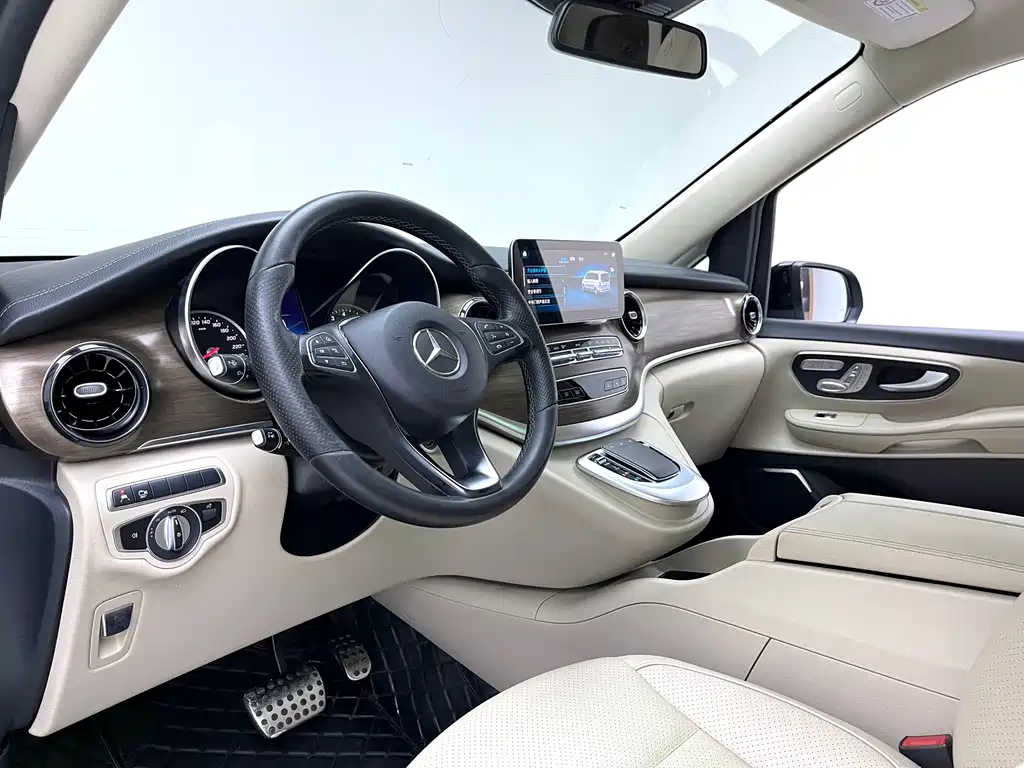 Mercedes-Benz V-Class — миниатюра 4