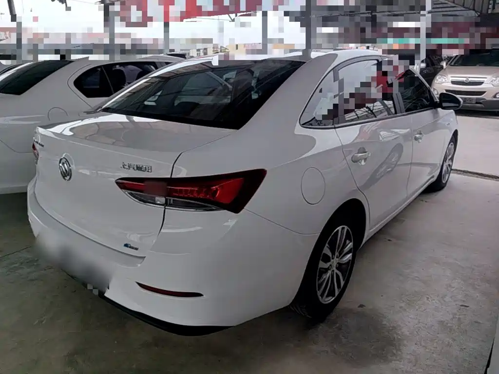 Buick Excelle — миниатюра 7
