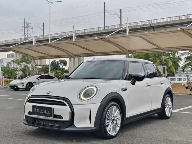 MINI 