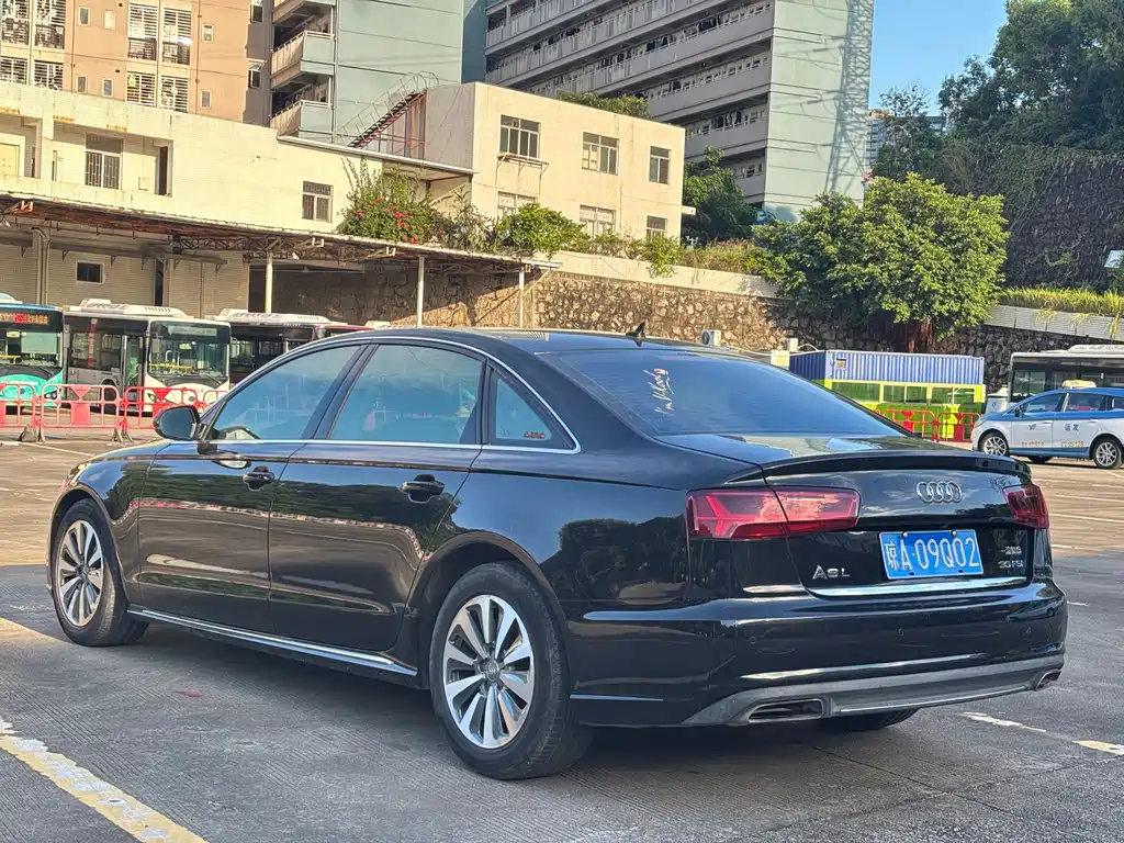 Audi A6L — миниатюра 7
