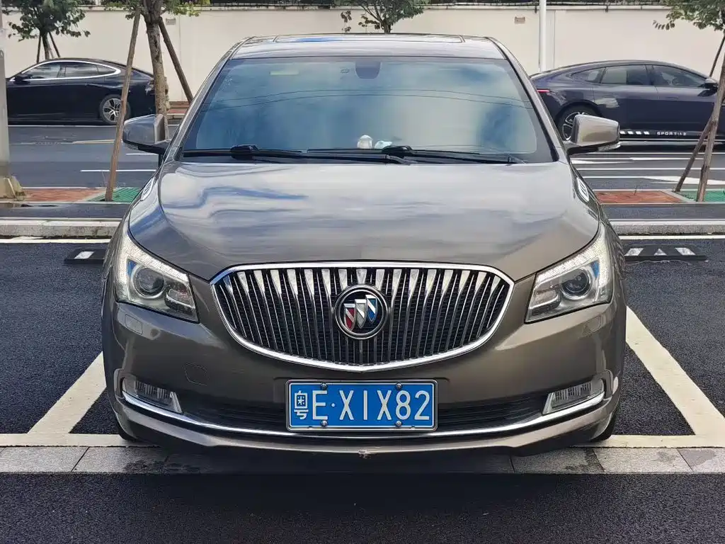 Buick LaCrosse — миниатюра 2