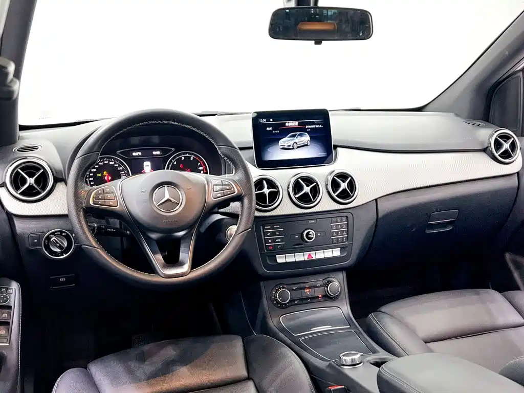 Mercedes-Benz B-Class — миниатюра 12