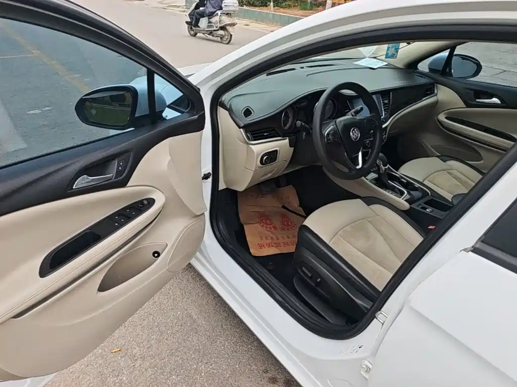 Buick Verano — миниатюра 16