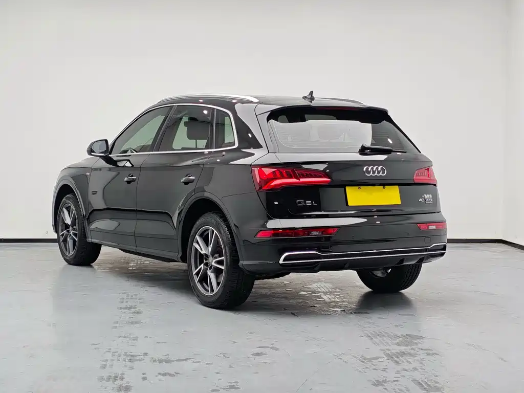 Audi Q5L — миниатюра 5
